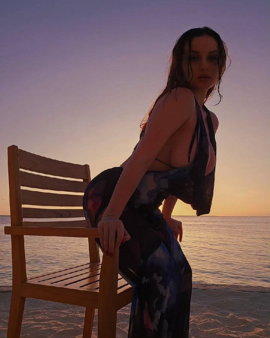 Sexy girl Miranda Faith nude in Eskisehir