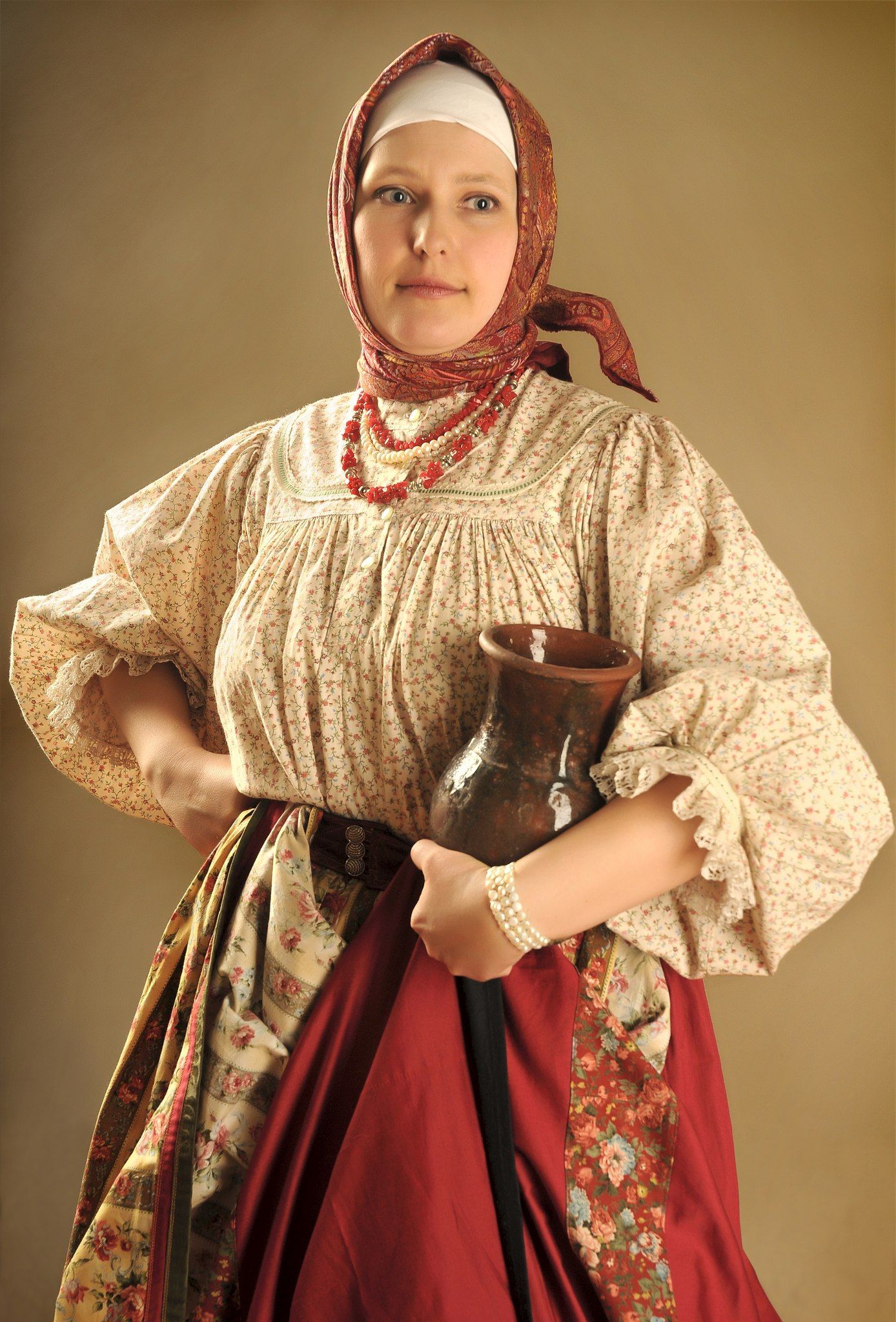 Girls in Slavic costumes in Eskisehir